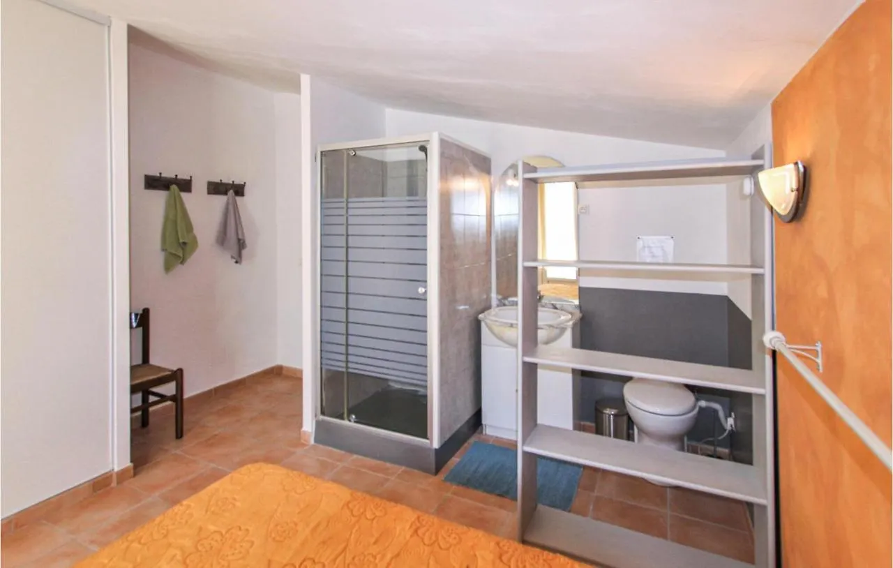 Cozy Home In Carpentras