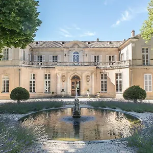 2* Hotel Chateau Martinay