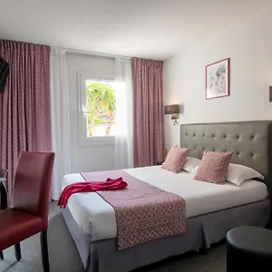 2* Hotel Du Forum