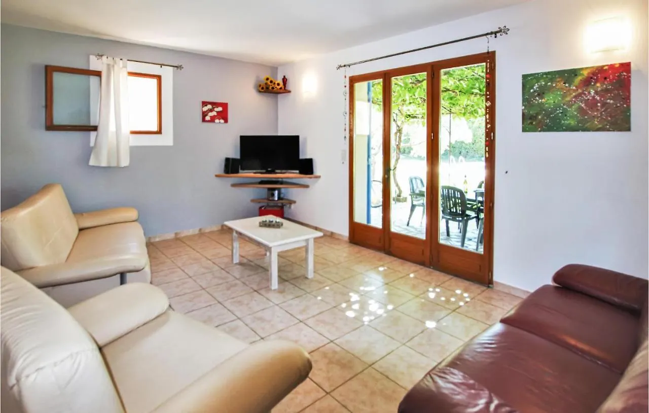 Holiday home Cozy Home In Carpentras France